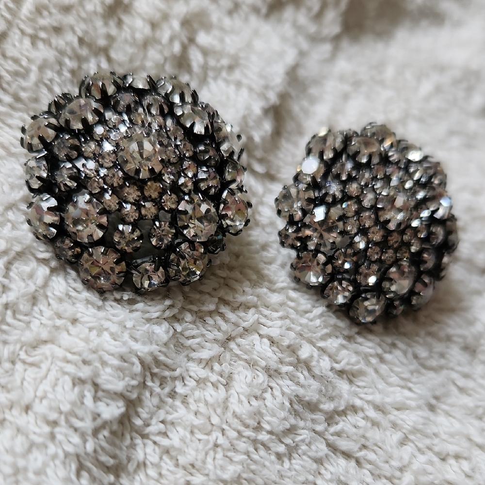 Elegant Silver Crystal Earrings